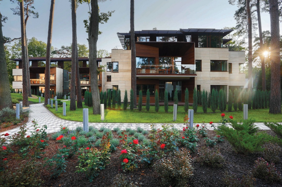 Daudzdzīvokļu ēku komplekss Jūrmalā 