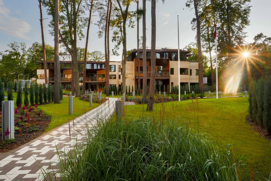 Daudzdzīvokļu ēku komplekss Jūrmalā 