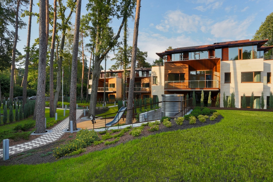 Daudzdzīvokļu ēku komplekss Jūrmalā 