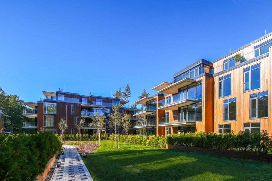 Daudzdzīvokļu ēku komplekss Jūrmalā