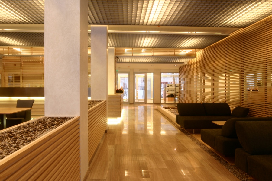 Dzīvojamā ēka Tomsona ielā, Rīgā