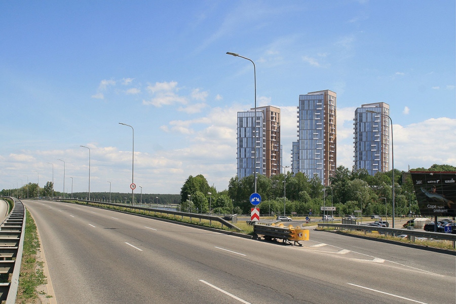 Dzīvojamo ēku komplekss Juglas krastmalā