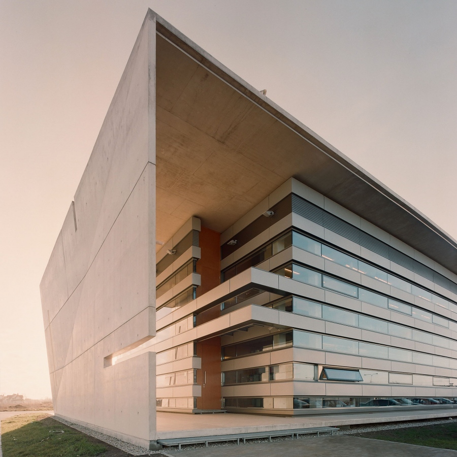 Biroju ēka "Baltais vējš"