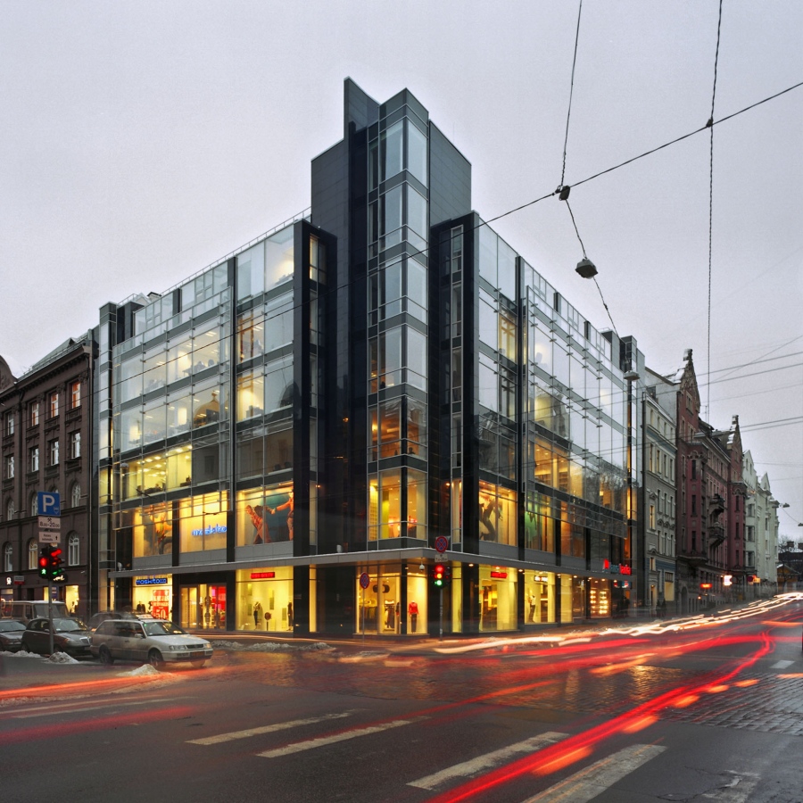 Tirdzniecības un biroju centrs Rīgā